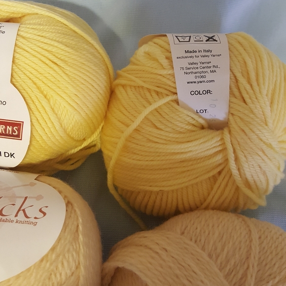 Valley yarns and knit pick lace/sock yarn - Picture 3 of 5